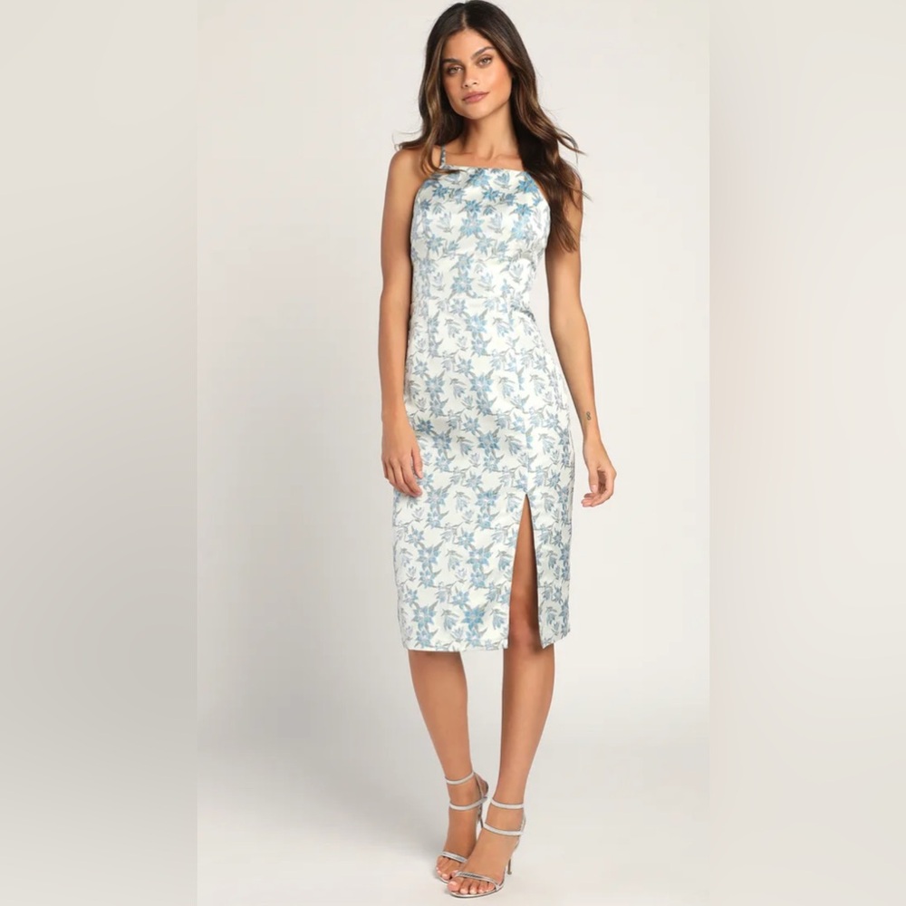 NWT Lulus Versailles Vibes Light Blue Jacquard Metallic Midi Dress.
